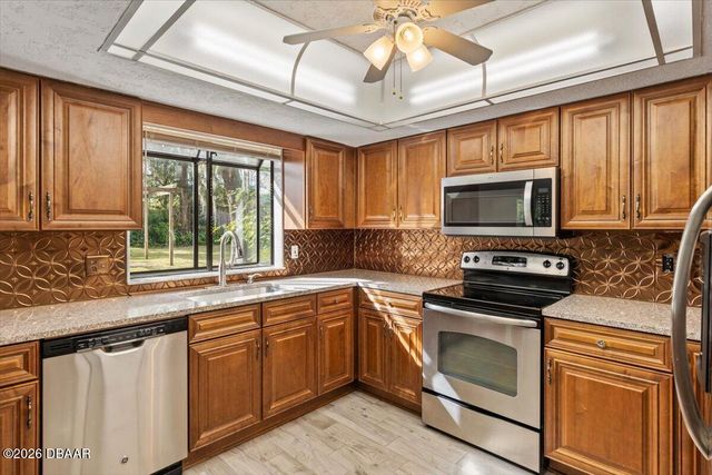 2650 Glenwood Avenue, New Smyrna Beach, FL 32168