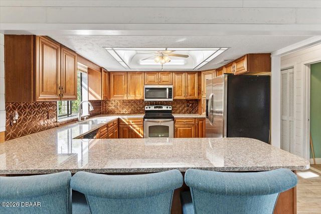 2650 Glenwood Avenue, New Smyrna Beach, FL 32168