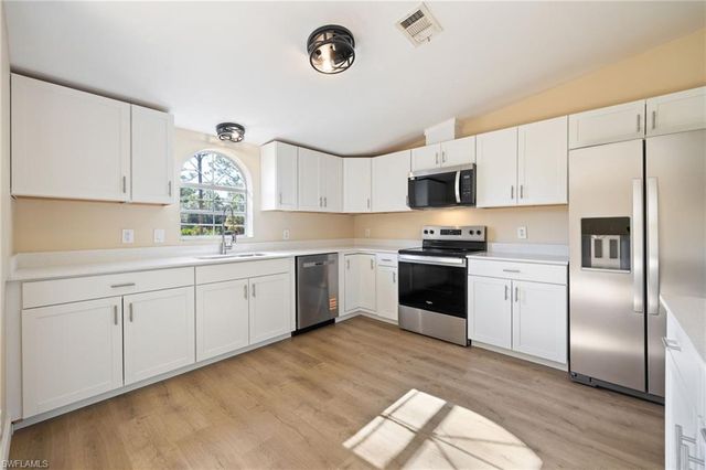 250 Trader RD, Labelle, FL 33935