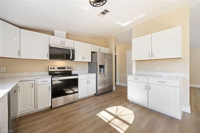 250 Trader RD, Labelle, FL 33935