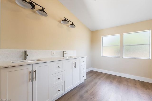 250 Trader RD, Labelle, FL 33935