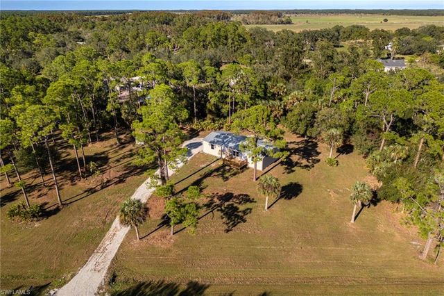 250 Trader RD, Labelle, FL 33935