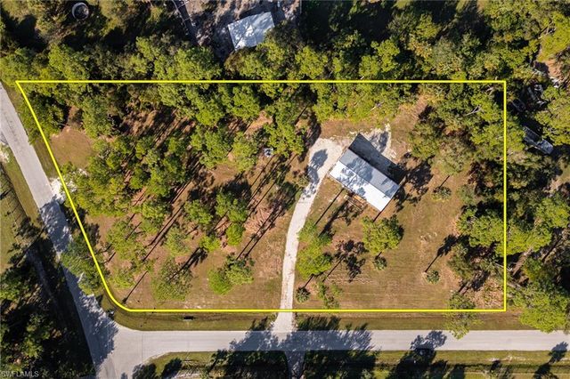 250 Trader RD, Labelle, FL 33935