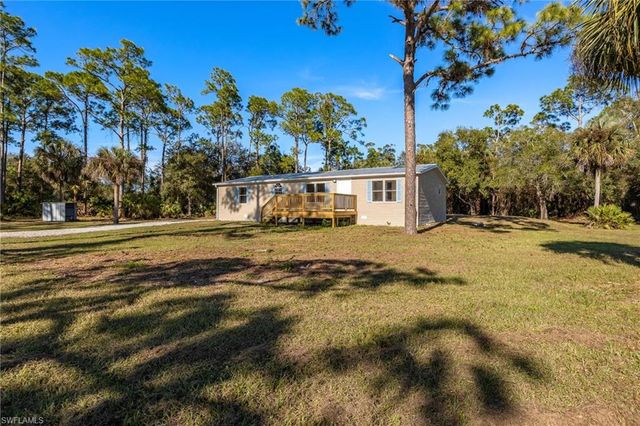250 Trader RD, Labelle, FL 33935