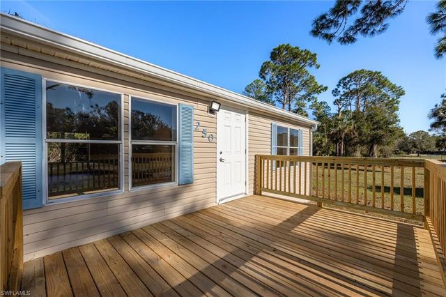 250 Trader RD, Labelle, FL 33935