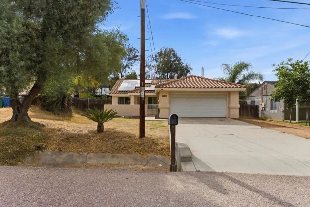 13170 Aurora Drive, El Cajon, CA 92021
