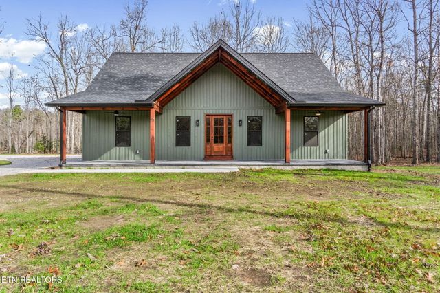 1174 Hargis Rd, Grimsley, TN 38565