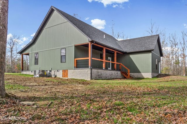 1174 Hargis Rd, Grimsley, TN 38565