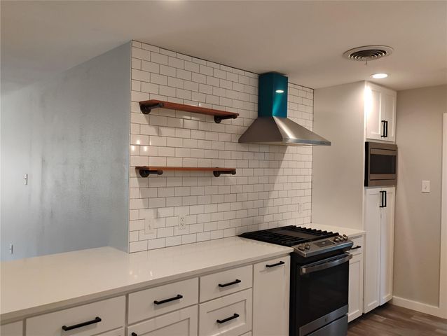 103 Laurel RDG, San Marcos, TX 78666