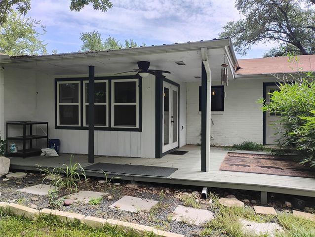 103 Laurel RDG, San Marcos, TX 78666