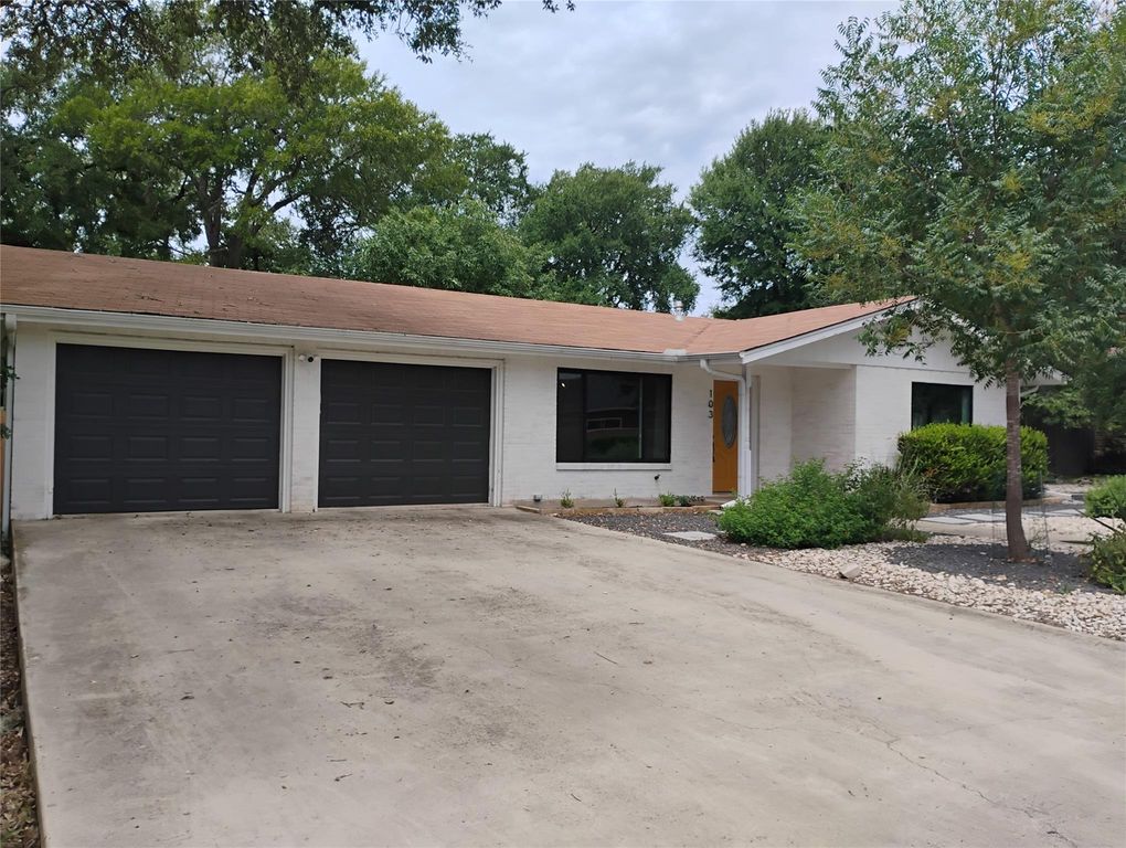 103 Laurel RDG, San Marcos, TX 78666