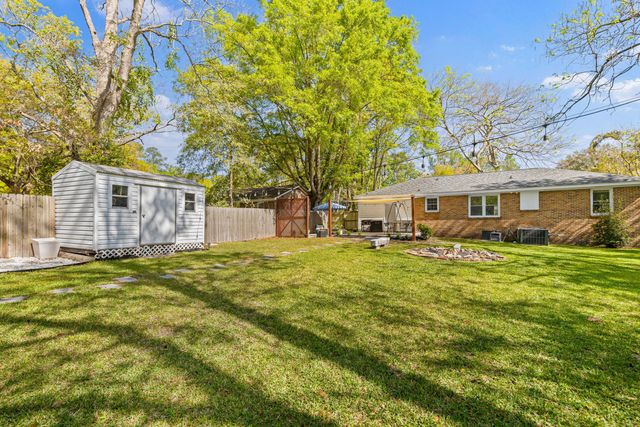 106 Pine Lane, Summerville, SC 29485