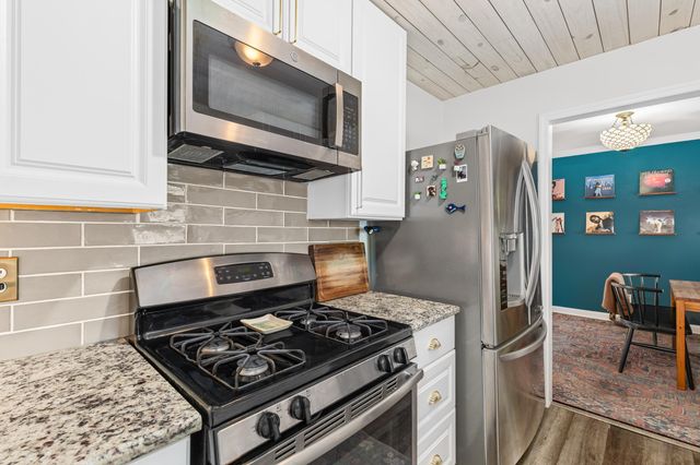 106 Pine Lane, Summerville, SC 29485