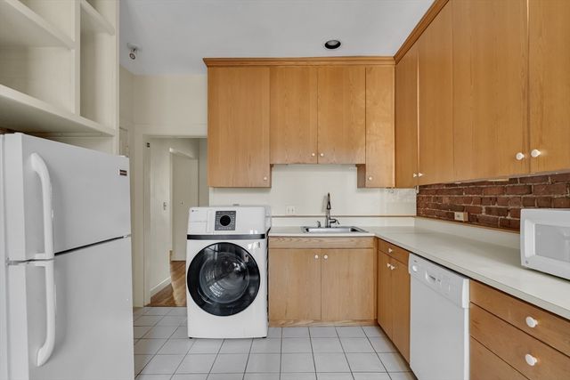 66 Marshal Street 4, Brookline, MA 02445