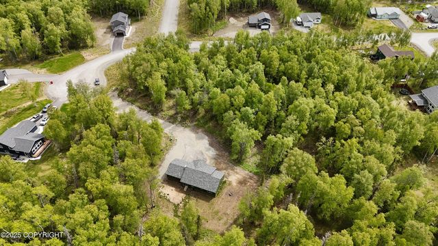 8137 E Sandstone Drive, Wasilla, AK 99654