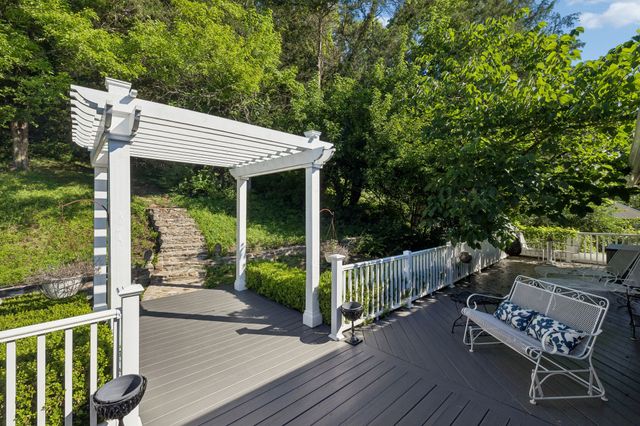 1288 Old Hillsboro Rd, Franklin, TN 37069
