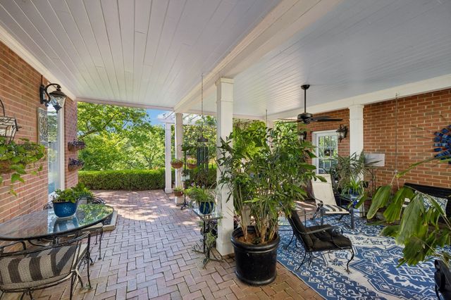 1288 Old Hillsboro Rd, Franklin, TN 37069
