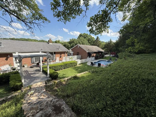 1288 Old Hillsboro Rd, Franklin, TN 37069