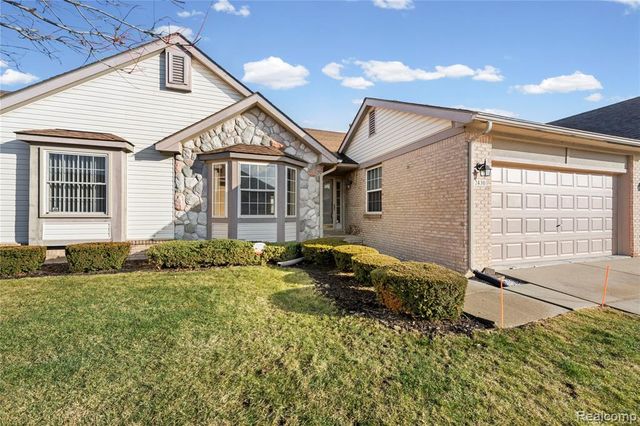 42430 Park Ridge Way, Clinton Township, MI 48038