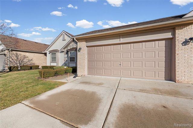 42430 Park Ridge Way, Clinton Township, MI 48038