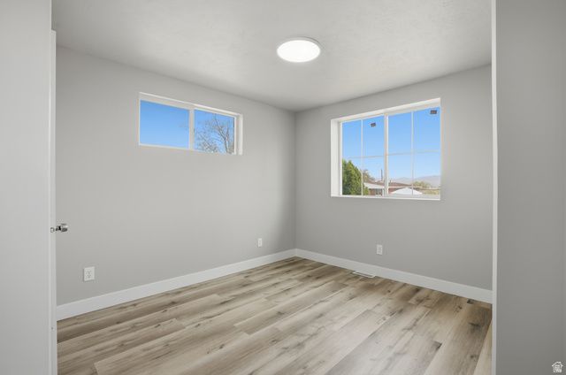 5336 S CHARLOTTE AVE, Salt Lake City, UT 84118