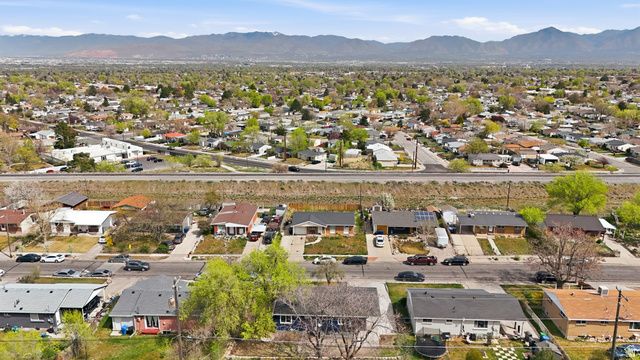5336 S CHARLOTTE AVE, Salt Lake City, UT 84118