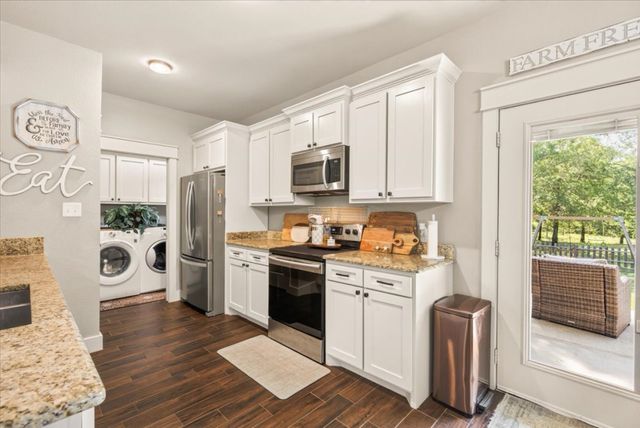 531 VZ County Road 2315, Canton, TX 75103