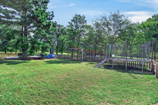 531 VZ County Road 2315, Canton, TX 75103