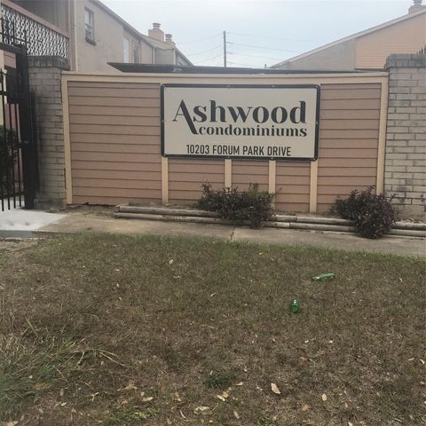 10203 Forum Park Drive 212, Houston, TX 77036