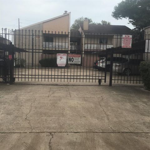 10203 Forum Park Drive 212, Houston, TX 77036