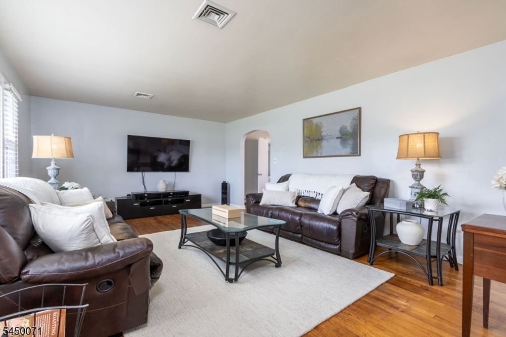 540 E Main St, Bridgewater Twp., NJ 08807 — photo 5