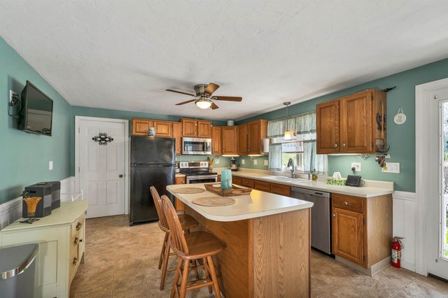 6 Marilyn Drive, Belmont, NH 03220