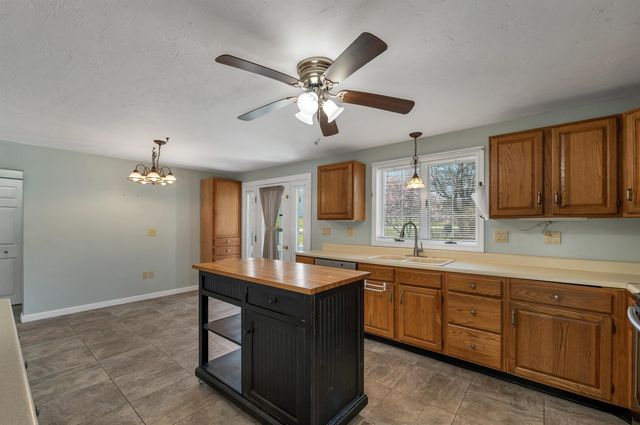 6 Marilyn Drive, Belmont, NH 03220
