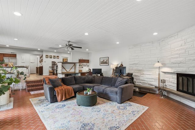 2256 S Fountain St., Wichita, KS 67218