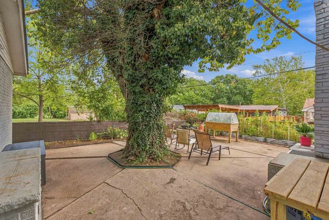 2256 S Fountain St., Wichita, KS 67218