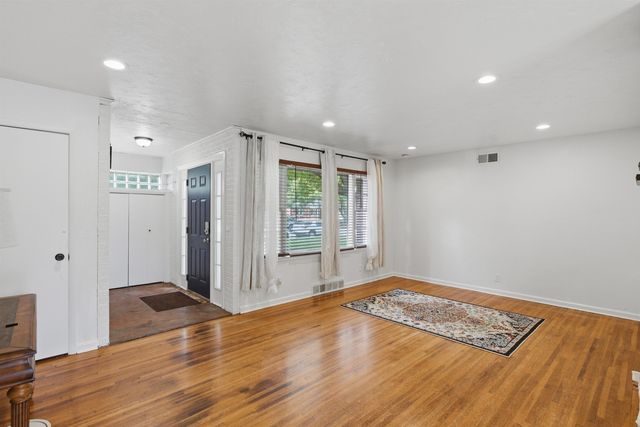 2256 S Fountain St., Wichita, KS 67218