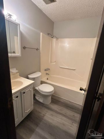 1330 Lake Dr A, Cantonment, FL 32533