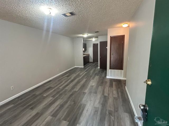 1330 Lake Dr A, Cantonment, FL 32533