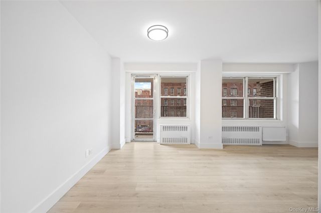 2550 Olinville Avenue 4F, Bronx, NY 10467