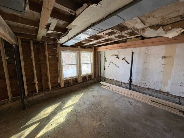 166 Hooker Hill Road, St. Johnsbury, VT 05819