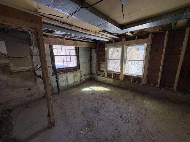 166 Hooker Hill Road, St. Johnsbury, VT 05819