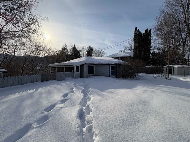 166 Hooker Hill Road, St. Johnsbury, VT 05819