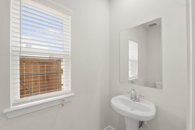 440 Long Branch Drive, Dayton, TX 77535