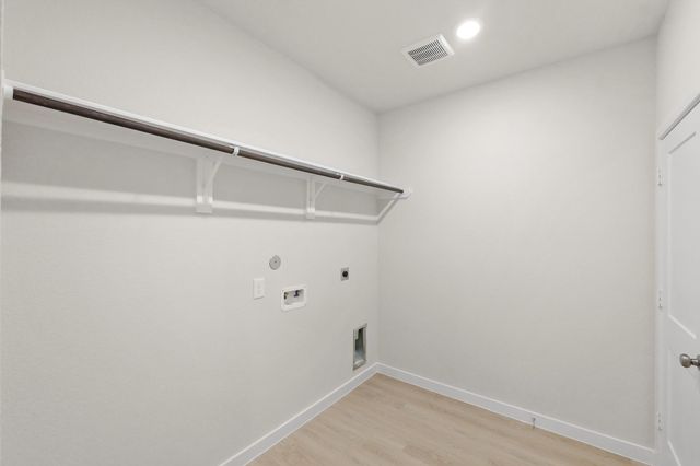 440 Long Branch Drive, Dayton, TX 77535