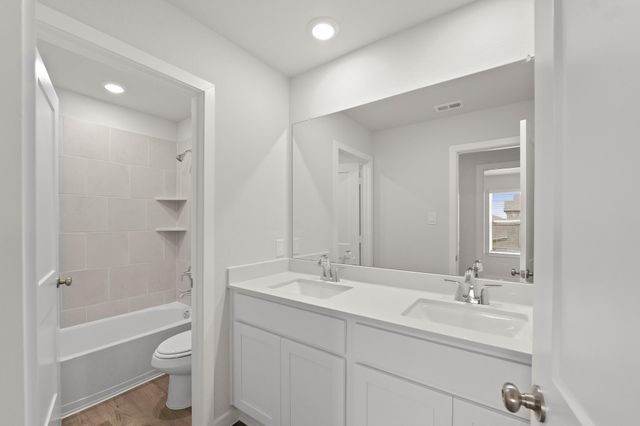 440 Long Branch Drive, Dayton, TX 77535