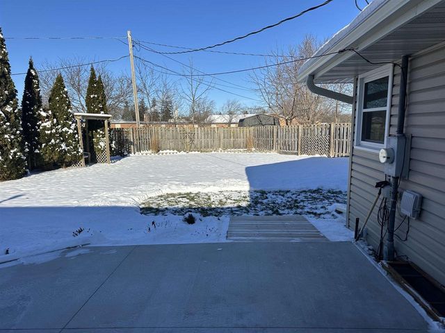 503 E FOREST STREET, Black Creek, WI 54106