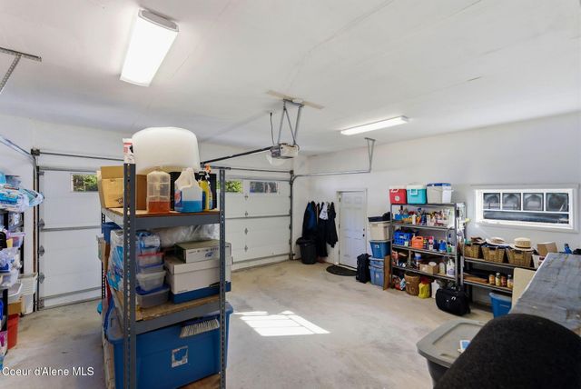 4719 Selle Rd, Sandpoint, ID 83864