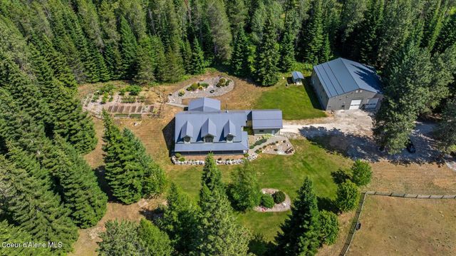 4719 Selle Rd, Sandpoint, ID 83864