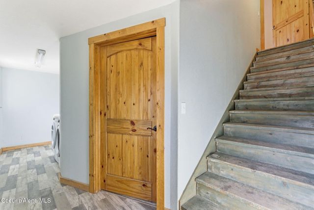 4719 Selle Rd, Sandpoint, ID 83864