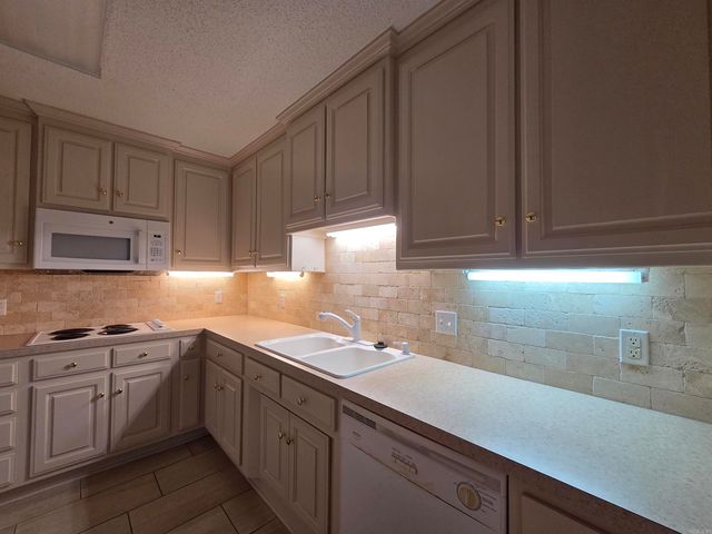 31 Summerset Place, Pine Bluff, AR 71603